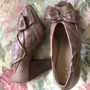 Anthropologie Miss Albright Nava pumps, 7